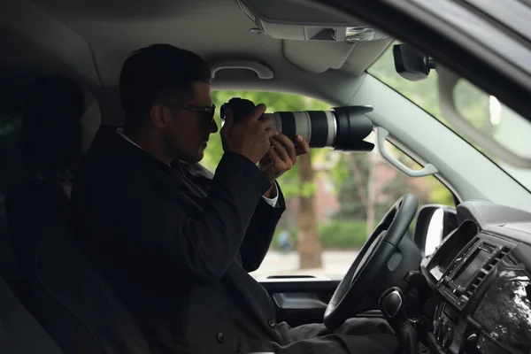 Detective Privado Com Câmera Espionagem Carro — Fotografia de Stock