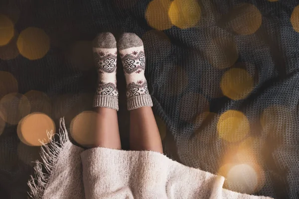 Woman Warm Socks Knitted Blanket Top View Space Text — Stock Photo, Image