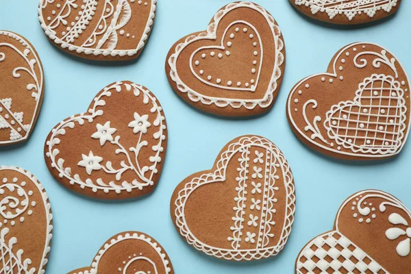 Tasty Heart Shaped Gingerbread Cookies Light Blue Background Flat Lay — Stock Photo, Image