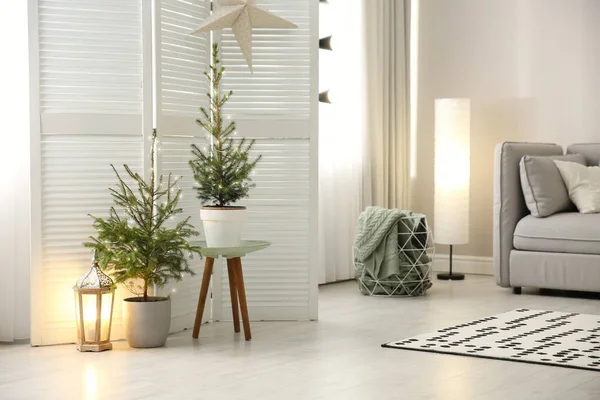 Sala Estar Elegante Com Decorações Natal Design Interiores — Fotografia de Stock