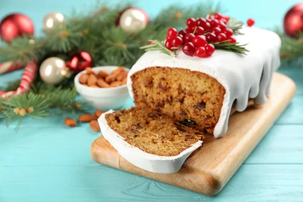 Traditional Classic Christmas Cake Decorated Cranberries Rosemary Turquoise Wooden Table — Stock Photo, Image