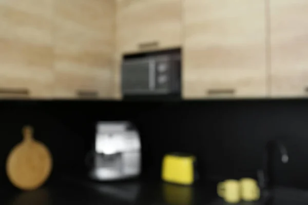 Vista Borrosa Del Interior Cocina Con Muebles Modernos —  Fotos de Stock