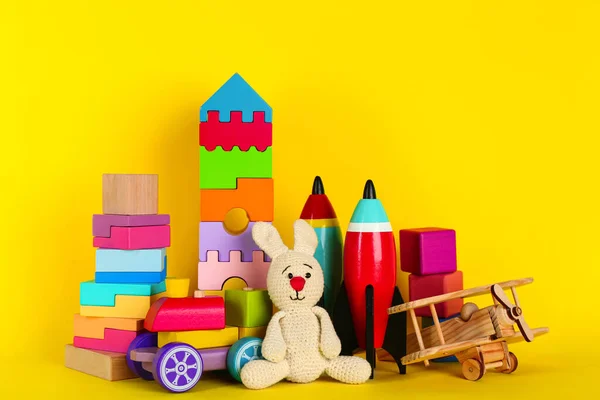 Набір Різних Іграшок Жовтому Тлі — стокове фото