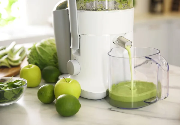 Modern Juicer Fresh Fruits Table Kitchen — Stock Photo, Image