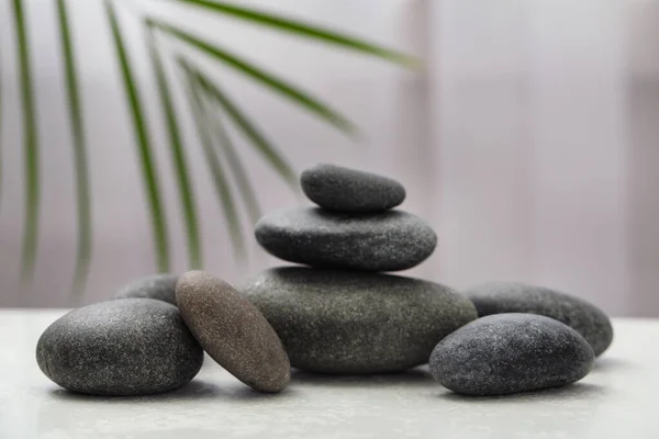 Spa Stones White Table Indoors Zen Harmony — Stock Photo, Image