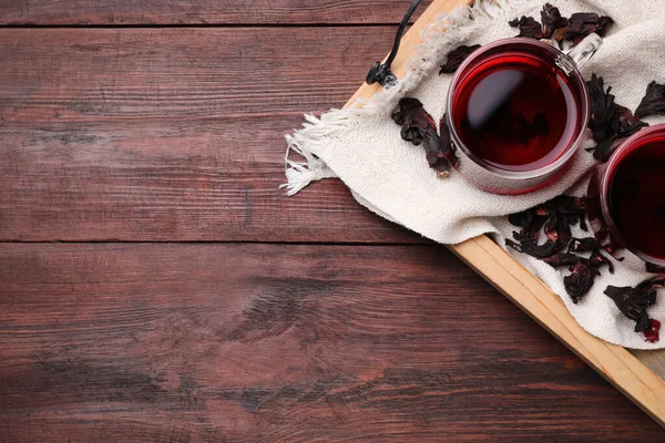 Freshly Brewed Hibiscus Tea Wooden Table Flat Lay Space Text — Stock Photo, Image