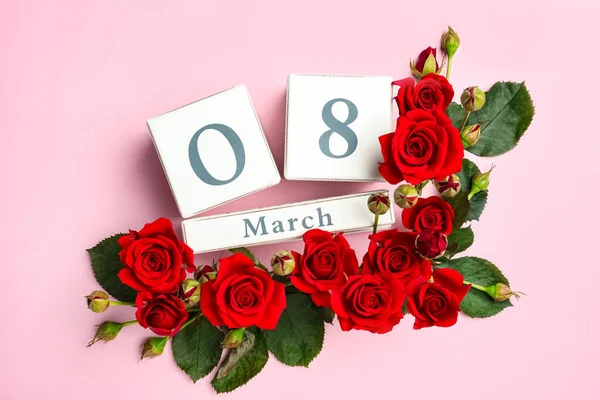 Wooden Block Calendar Date 8Th March Roses Pink Background Flat — Stock Photo, Image