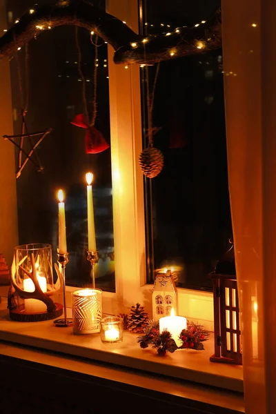 Burning Candles Christmas Decor Window Sill Night — Stock Photo, Image