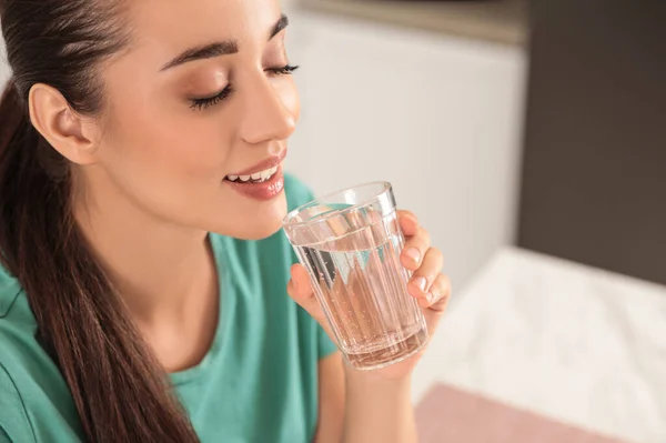 Young Woman Drinking Pure Water Glass Indoors Closeup — Stock Photo, Image