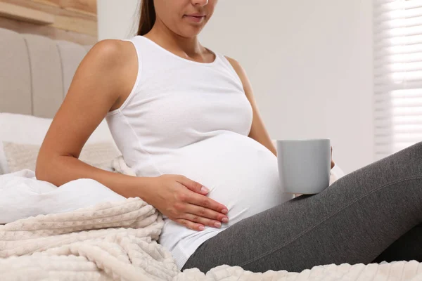 Pregnant Woman Drinking Tea Home Closeup — Stock Photo, Image