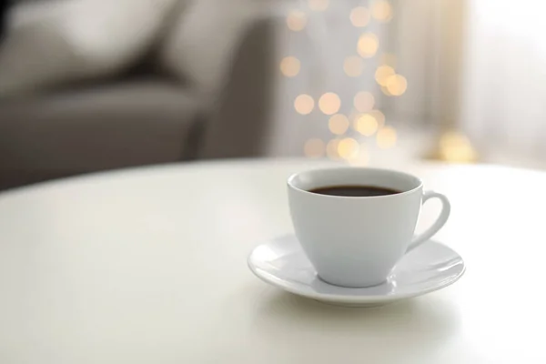 Kopp Kaffe Bordet Inomhus Utrymme För Text Bokeheffekt — Stockfoto