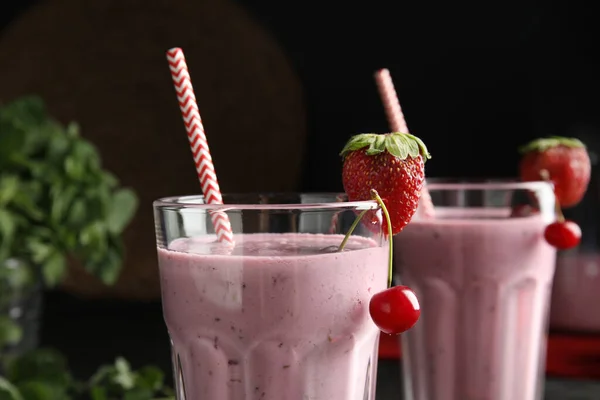 Tasty Fresh Milk Shake Strawberry Cherry Glass Closeup — Stock Photo, Image