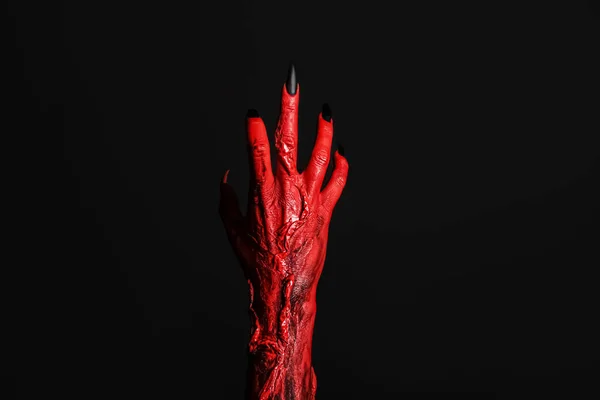 Straszny Potwór Czarnym Tle Zbliżenie Dłoni Postać Halloween — Zdjęcie stockowe