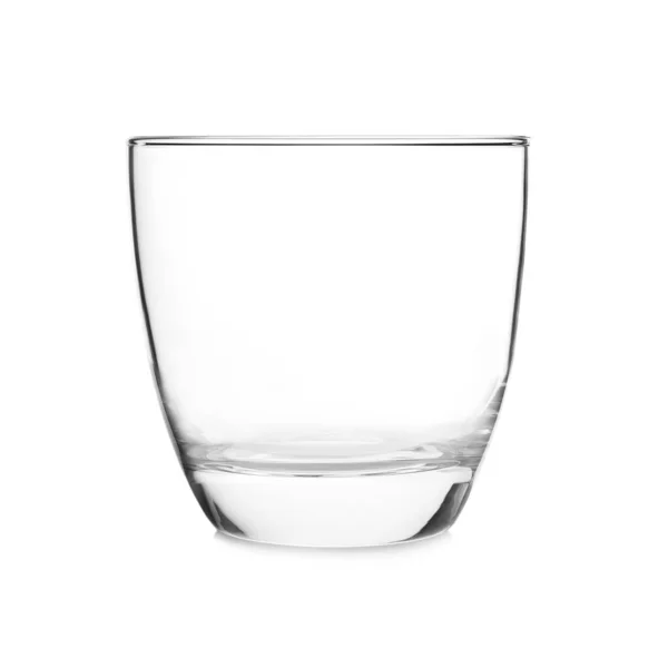 白で隔離されたきれいな空のウイスキーグラス — ストック写真