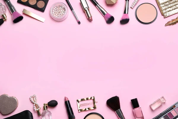 Makeup Brushes Cosmetic Products Pink Background Flat Lay Space Text — Stock Photo, Image