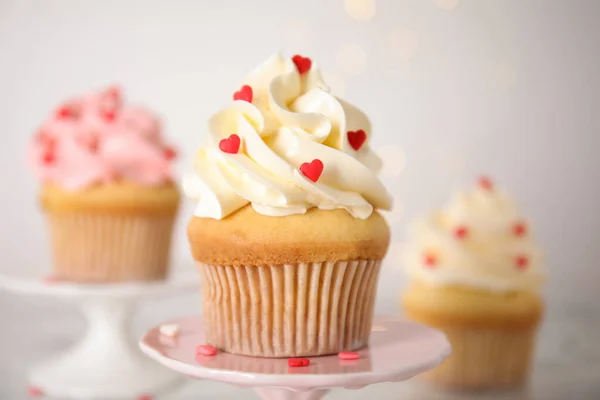 Tasty Sweet Cupcake Stand Closeup Happy Valentine Day — Foto de Stock