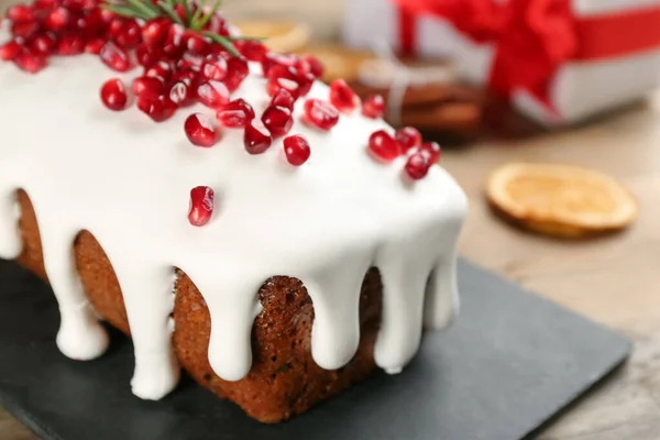 Traditional Classic Christmas Cake Decorated Pomegranate Seeds Rosemary Table Closeup — Stock Photo, Image