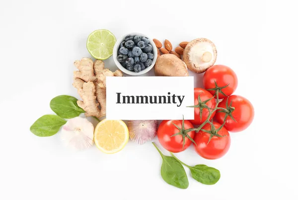 Set Von Naturprodukten Und Karte Mit Wort Immunität Auf Weißem — Stockfoto