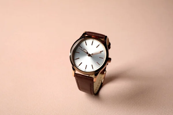 Luxury Wrist Watch Pale Pink Background Fashion Accessory — Stock Photo, Image