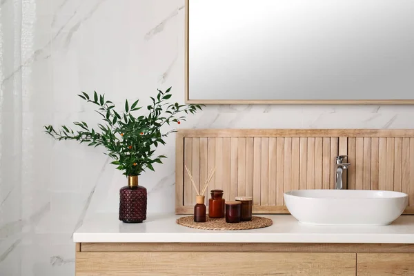 Modern Bathroom Interior Stylish Mirror Vessel Sink — Stock Photo, Image