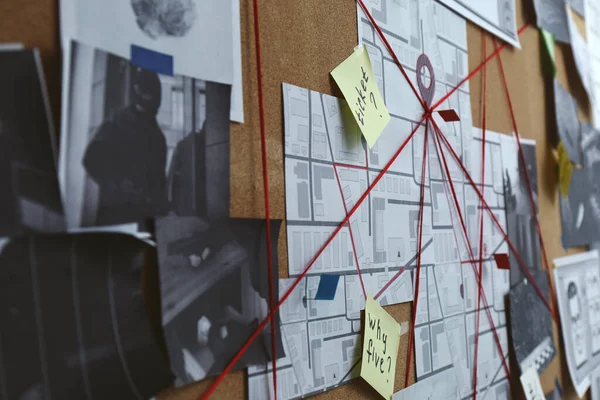 Detective Board Crime Scene Photos Map Clues Connected Red String — Stock Photo, Image