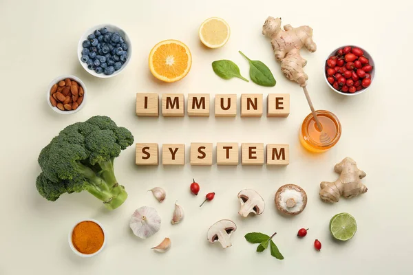 Set Aus Naturprodukten Und Würfeln Mit Text Immune System Auf — Stockfoto