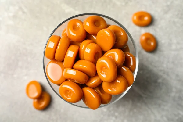 Desszert Tál Tele Ízletes Cukorka Könnyű Asztalon Felülnézet — Stock Fotó