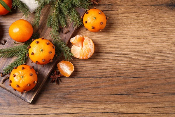 Delicious Fresh Tangerines Christmas Decor Wooden Table Flat Lay Space — Stock Photo, Image