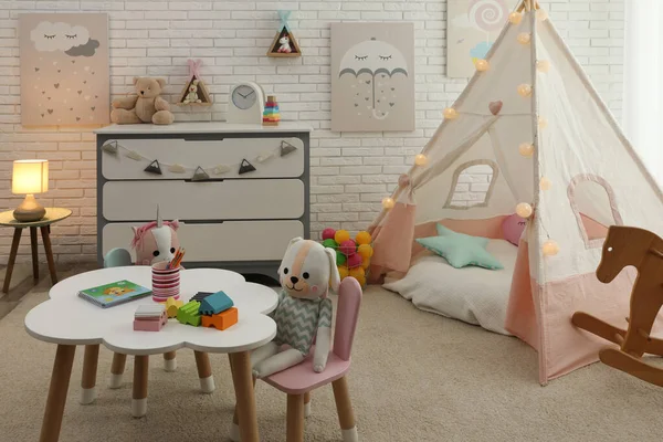 Lindo Interior Habitación Del Niño Con Juguetes Tienda Juegos — Foto de Stock