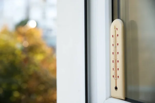 Időjárási Hőmérő Külső Ablakon Szöveg Helye — Stock Fotó
