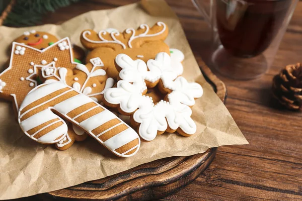 Board Tasty Christmas Cookies Wooden Table Closeup — Stock Photo, Image