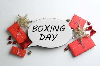 Beyaz arka planda Cümle Kutlama Günü ve Noel süslemeleri içeren konuşma balonu, düz uzanma