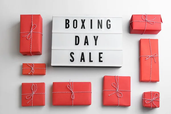 Lightbox Con Frase Boxing Day Venta Decoraciones Navideñas Sobre Fondo — Foto de Stock