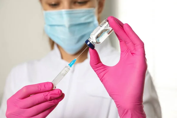 Doctor Vial Syringe Hospital Closeup Vaccination Day — Stock Photo, Image