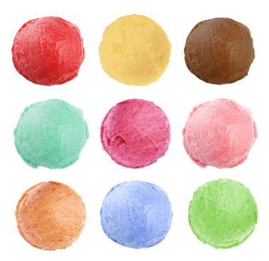 Beyaz arka planda farklı lezzetli dondurmalarla ayarlandı 