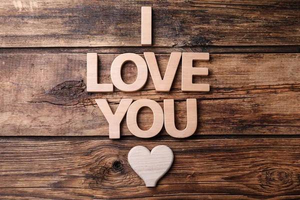 Phrase Love You Und Herz Auf Holzgrund Flach Gelegt — Stockfoto