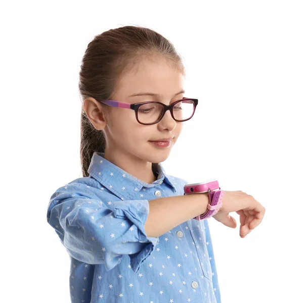 Fille Avec Élégant Montre Intelligente Sur Fond Blanc — Photo