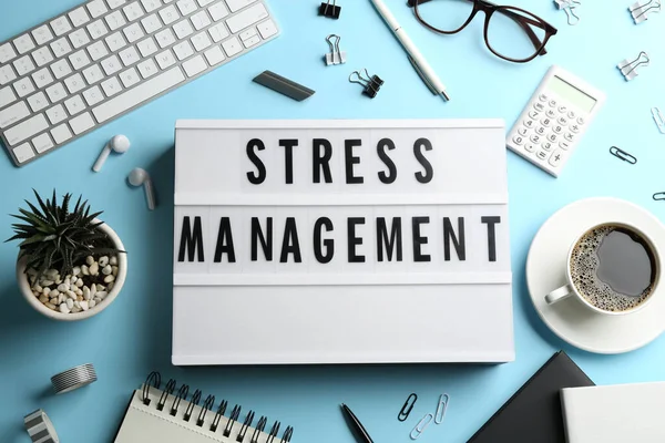 Vlakke Lay Samenstelling Van Lightbox Met Zin Stress Management Lichtblauwe — Stockfoto