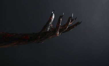 Siyah arka planda korkunç bir canavar, yakın plan. Cadılar Bayramı karakteri