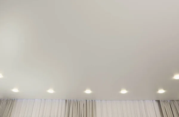 Plafond Blanc Avec Lampes Intérieur Vue Dessous — Photo