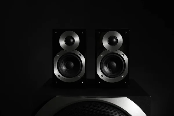 Nowoczesny Potężny System Głośników Audio Czarnym Tle — Zdjęcie stockowe