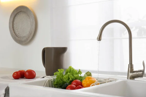 Many Fresh Ripe Vegetables Tap Water Kitchen Sink — Stock Photo, Image