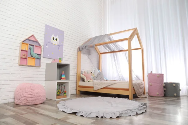 Милий Інтер Дитячої Кімнати Іграшками Сучасними Меблями — стокове фото