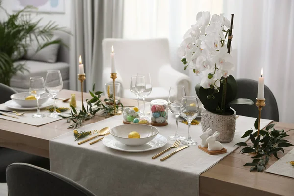Beautiful Easter Table Setting White Orchid Flowers Indoors — Stock Photo, Image