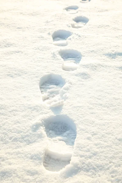 Fußabdrücke Auf Weißem Schnee Freien Wintersaison — Stockfoto