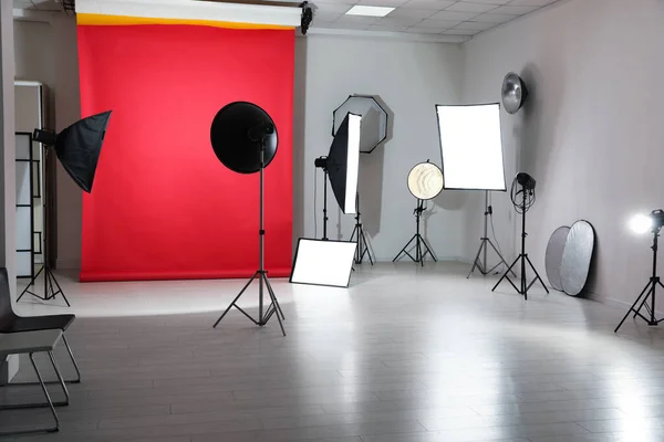 Interior Estúdio Fotografia Moderna Com Equipamento Profissional — Fotografia de Stock