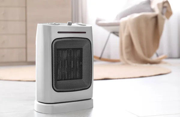 Moderní Elektrické Ventilátor Topení Podlaze Pokoji Mezera Pro Text — Stock fotografie