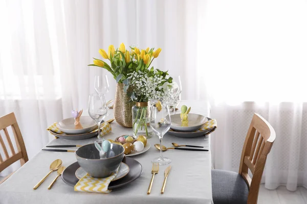 Beautiful Easter Table Setting Festive Decor Indoors — Stock Photo, Image