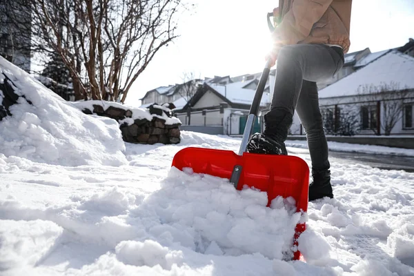 Pessoa Neve Livre Dia Inverno Close — Fotografia de Stock