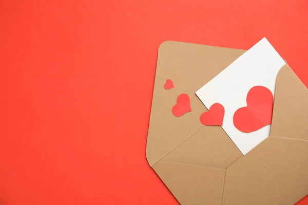 Envelope Card Paper Hearts Red Background Top View Space Text — Stock Photo, Image